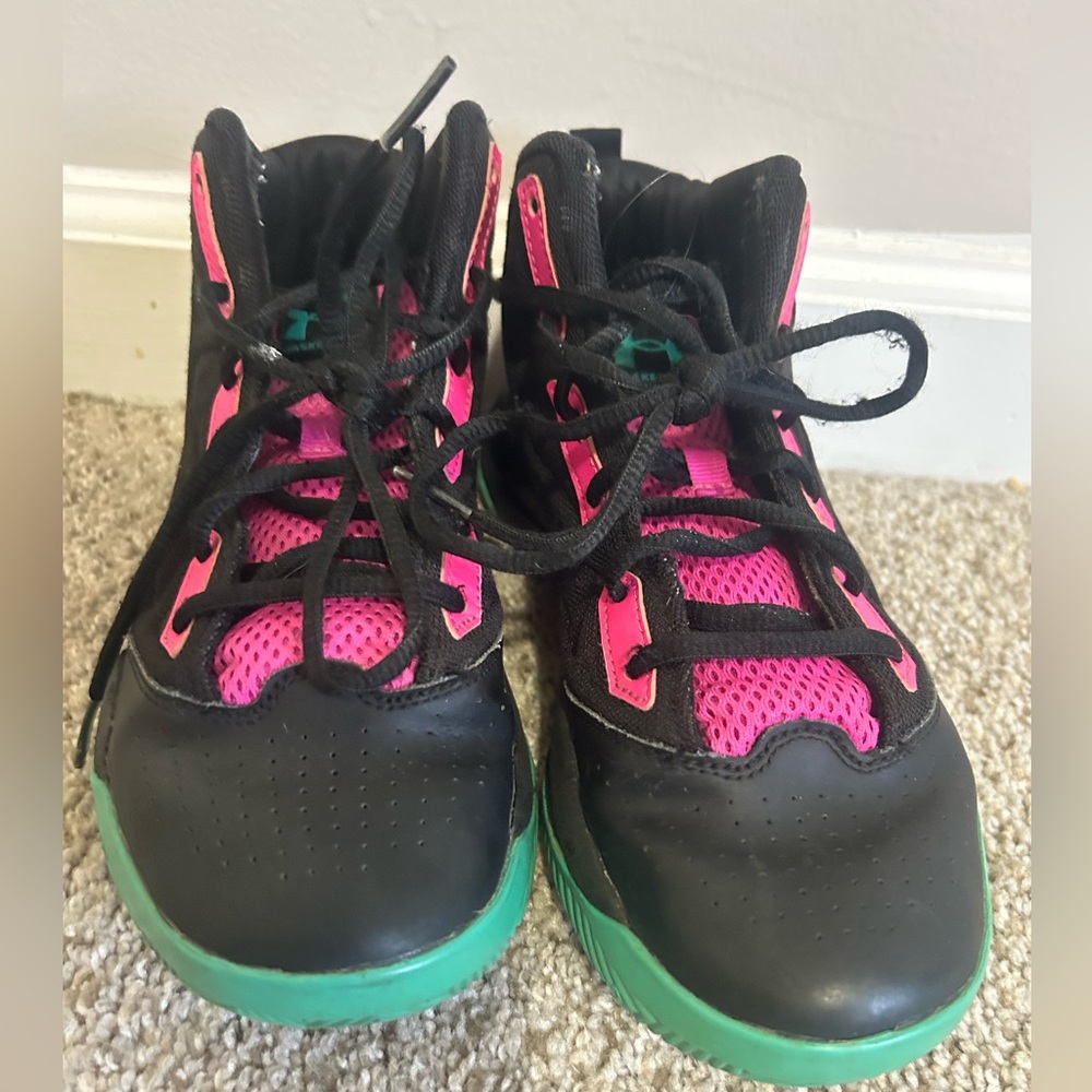 Under Armour girls, basketball shoes
